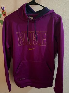 Purple Nike therma fit hoodie